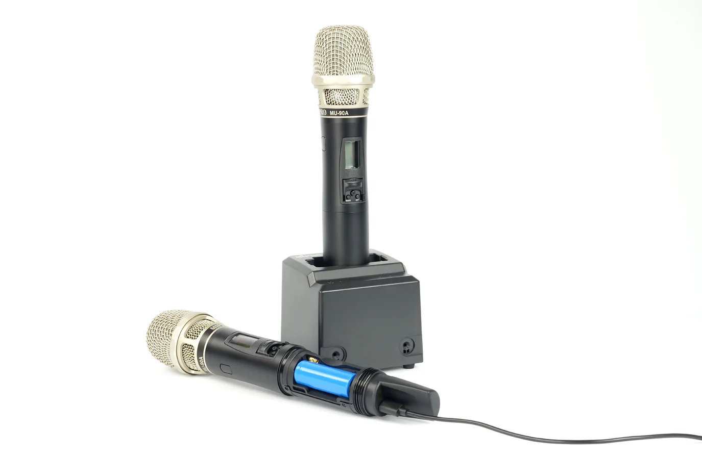 7_20251113144000ybz06xyhJ95